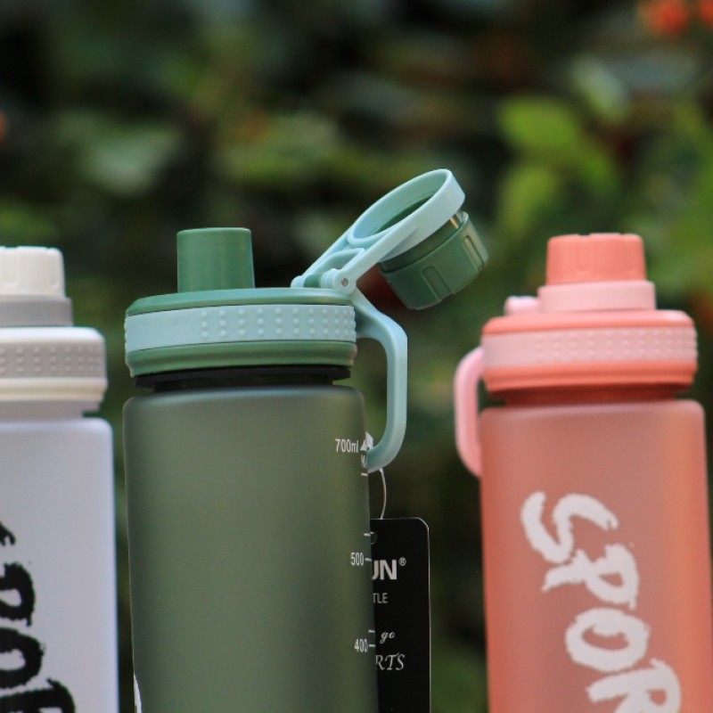 UNBREKABLE SPORTS WATER BOTTLE