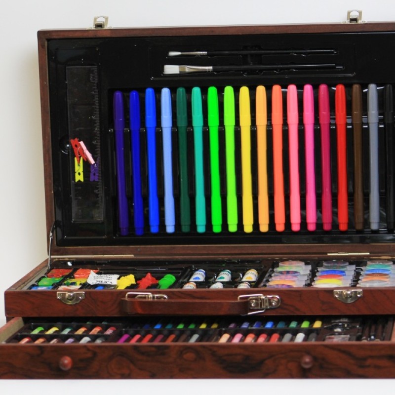 COLORING SET