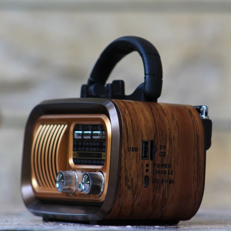 CLASSIC BT SPEAKERS & RADIO